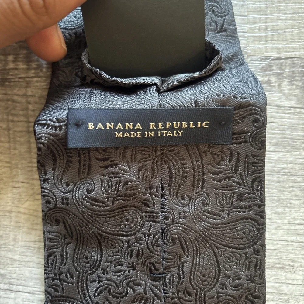 Banana Republic Black Jacquard Silk Tie